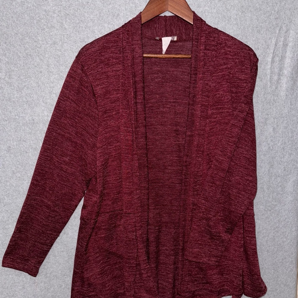 Burgundy Cardigan Sweater with Elegant Design